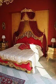 La Dolce - Luxury House Alojamento de Acomodação e Pequeno-almoço 4*