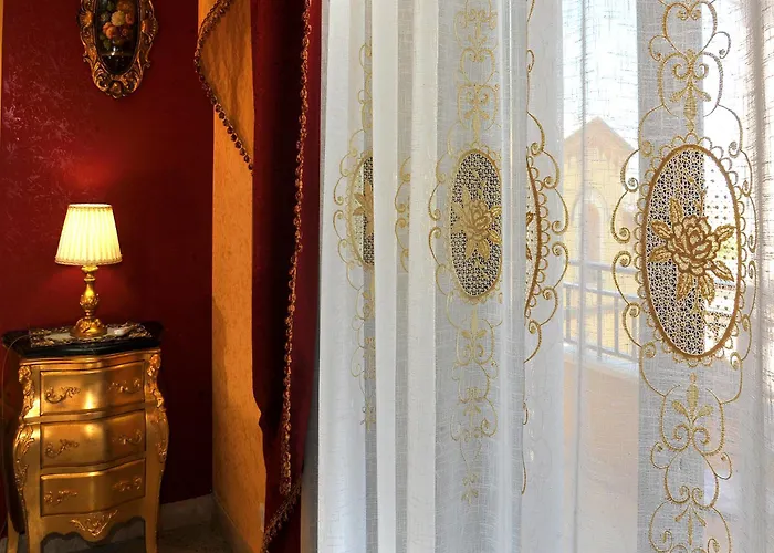 La Dolce - Luxury House Alojamento de Acomodação e Pequeno-almoço 4*